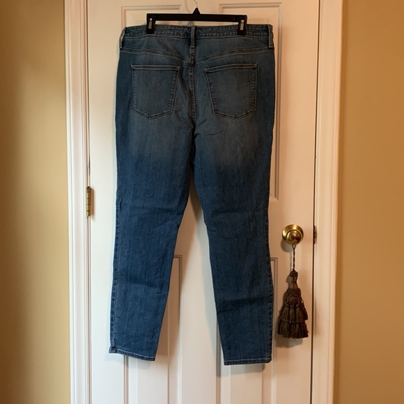 Universal Threads High rise skinny jeans - size 16 - Picture 2 of 4